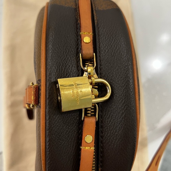LOUIS VUITTON Reverse Monogram Giant Boite Chapeau Souple Bag - Picture 6 of 16